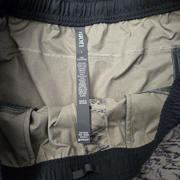 VUORI Maverick Volley Shorts |‎ L - Picture 8 of 8